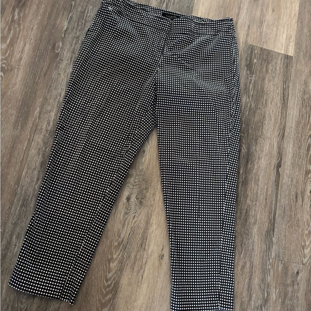 Woman’s Talbots Black & White Polka Dot Cropped Pants Sz 10P